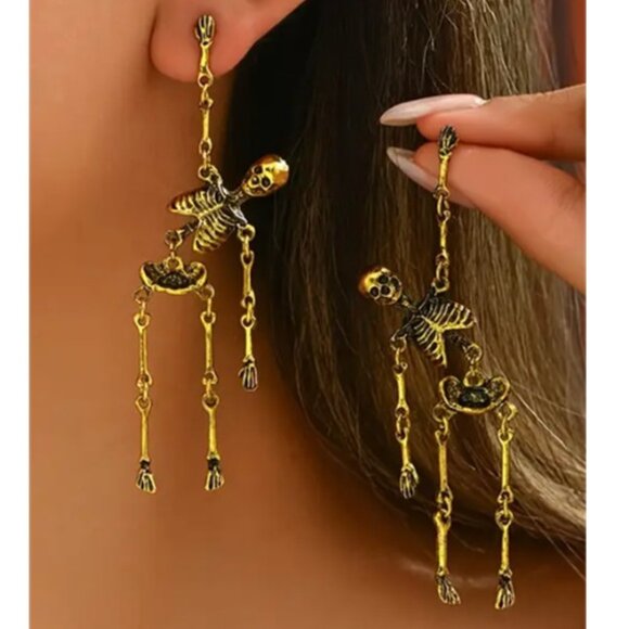 Gothic Punk Skull Dangle Earrings 3.3 Inches in Length - Picture 3 of 3